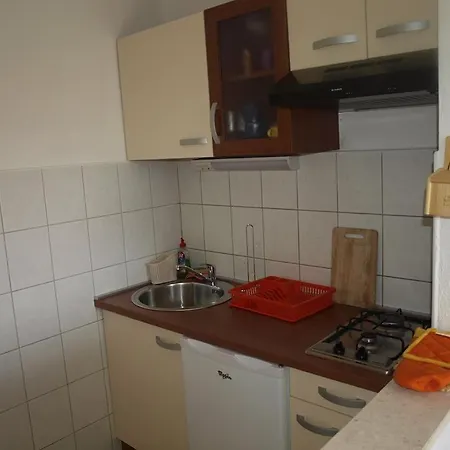 In With Sea View, Balcony, Air Conditioning, Wi-fi Apartment Slatine