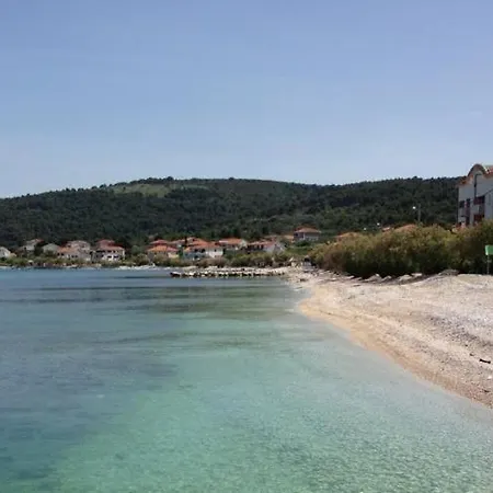 Apartment In With Sea View, Balcony, Air Conditioning, Wi-fi *