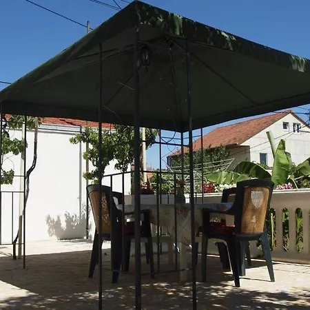 Appartamento In With Sea View, Balcony, Air Conditioning, Wi-fi *