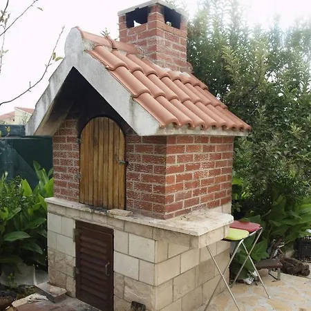 In With Sea View, Balcony, Air Conditioning, Wi-fi * Slatine